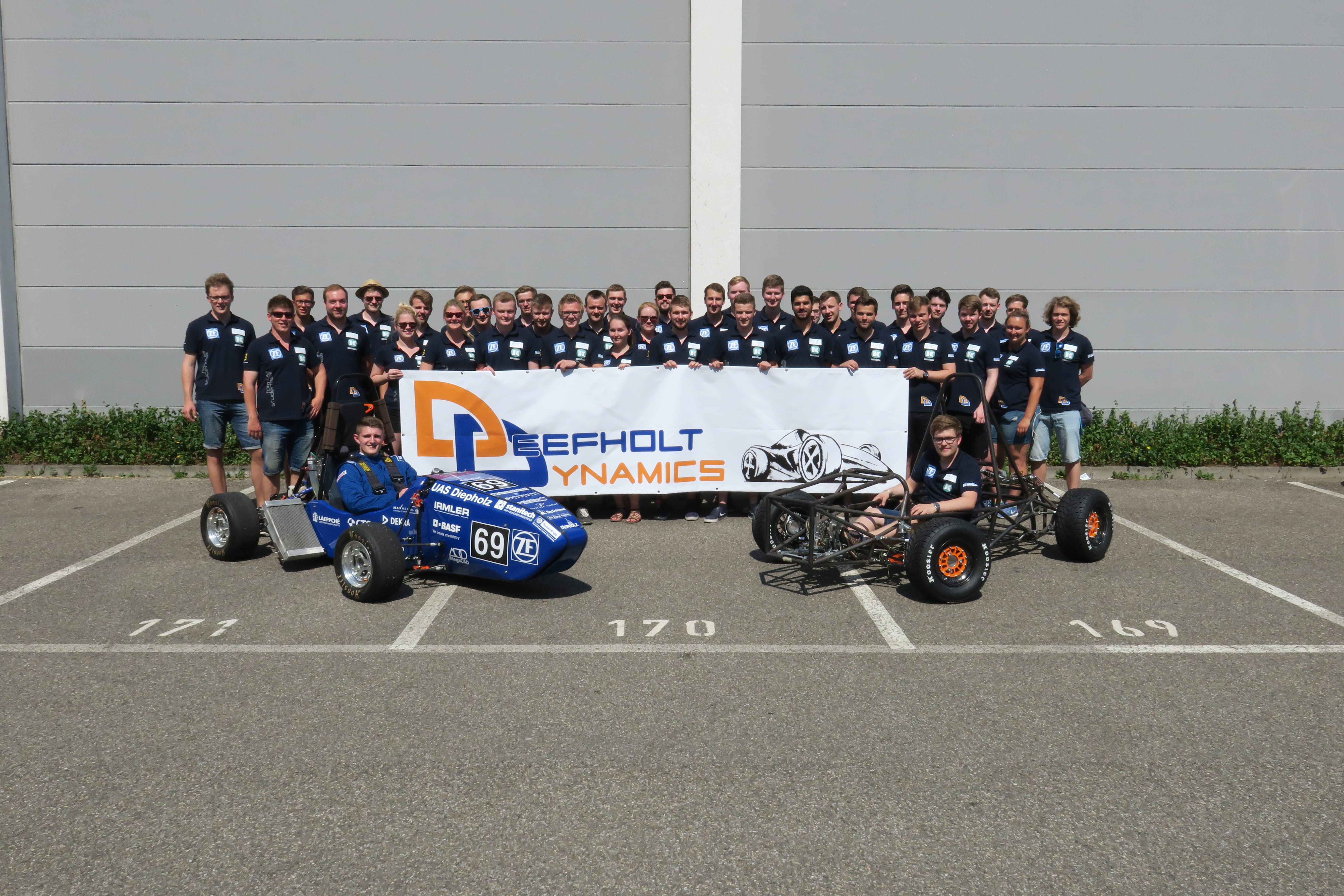 Teamfoto beim ZF-Racecamp.JPG